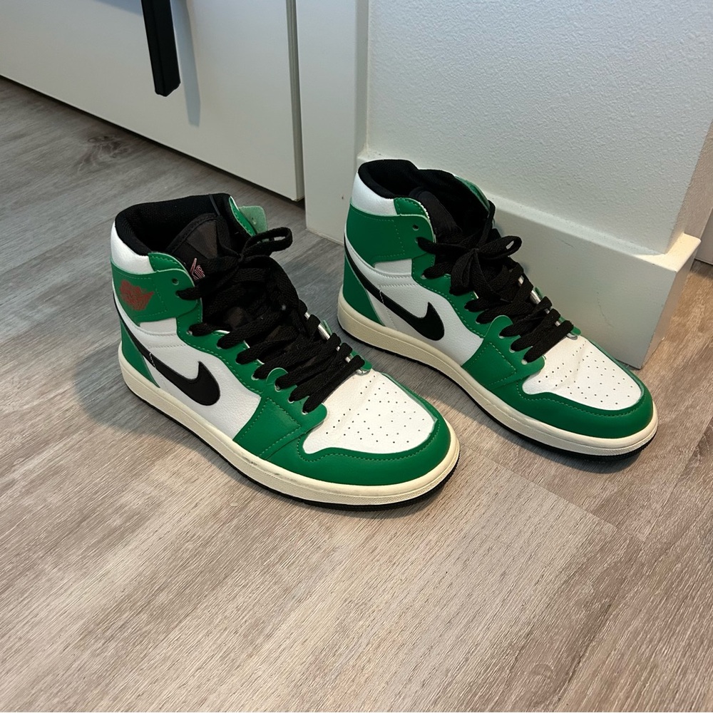 Nike Green and White Women's Sneakers
